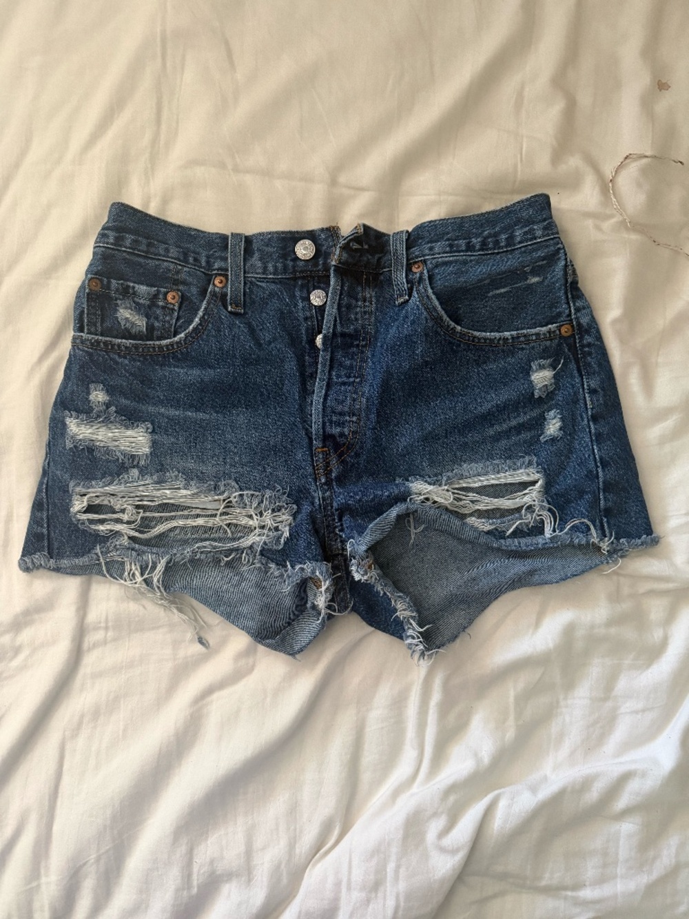Levi's High-Rise Distressed Denim Shorts – Size 28